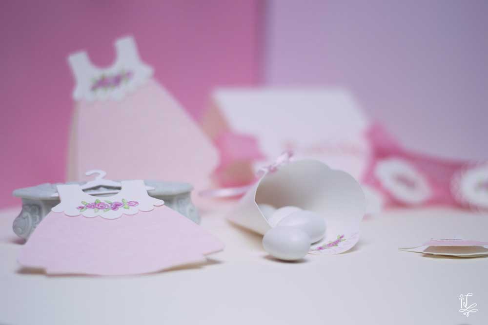Biglietti__invito_nascita_battesimo_baby_shower_bimba_rose_abitino_Matilde_ToThee.jpg